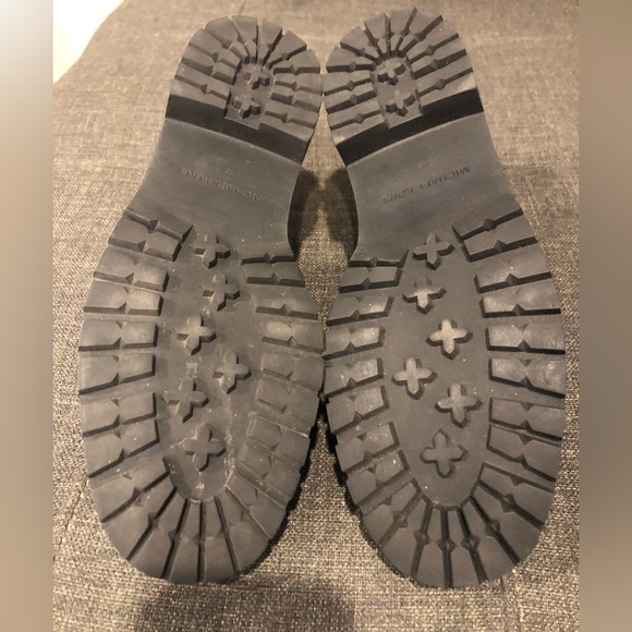 Michael Kors size 7 patent deep red leather Blaine loafers - Picture 5 of 5